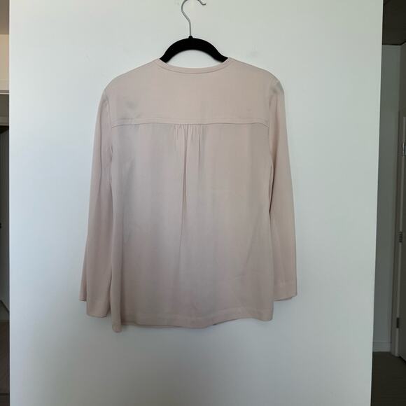 DVF Anne Top in Blush Pink Size 2 - Picture 3 of 5